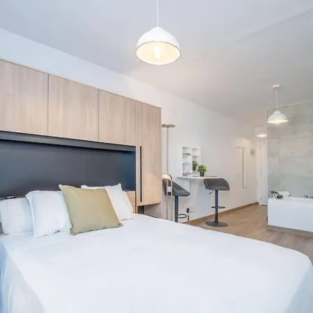 Estudio Con Jacuzzi Y Vistas Al Mar Apartament Empuriabrava