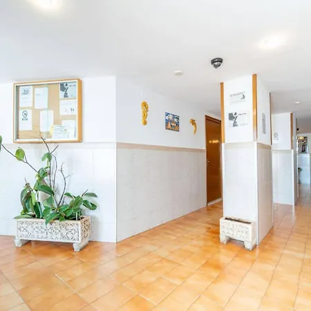 Estudio Con Jacuzzi Y Vistas Al Mar * エンプリアブラバ